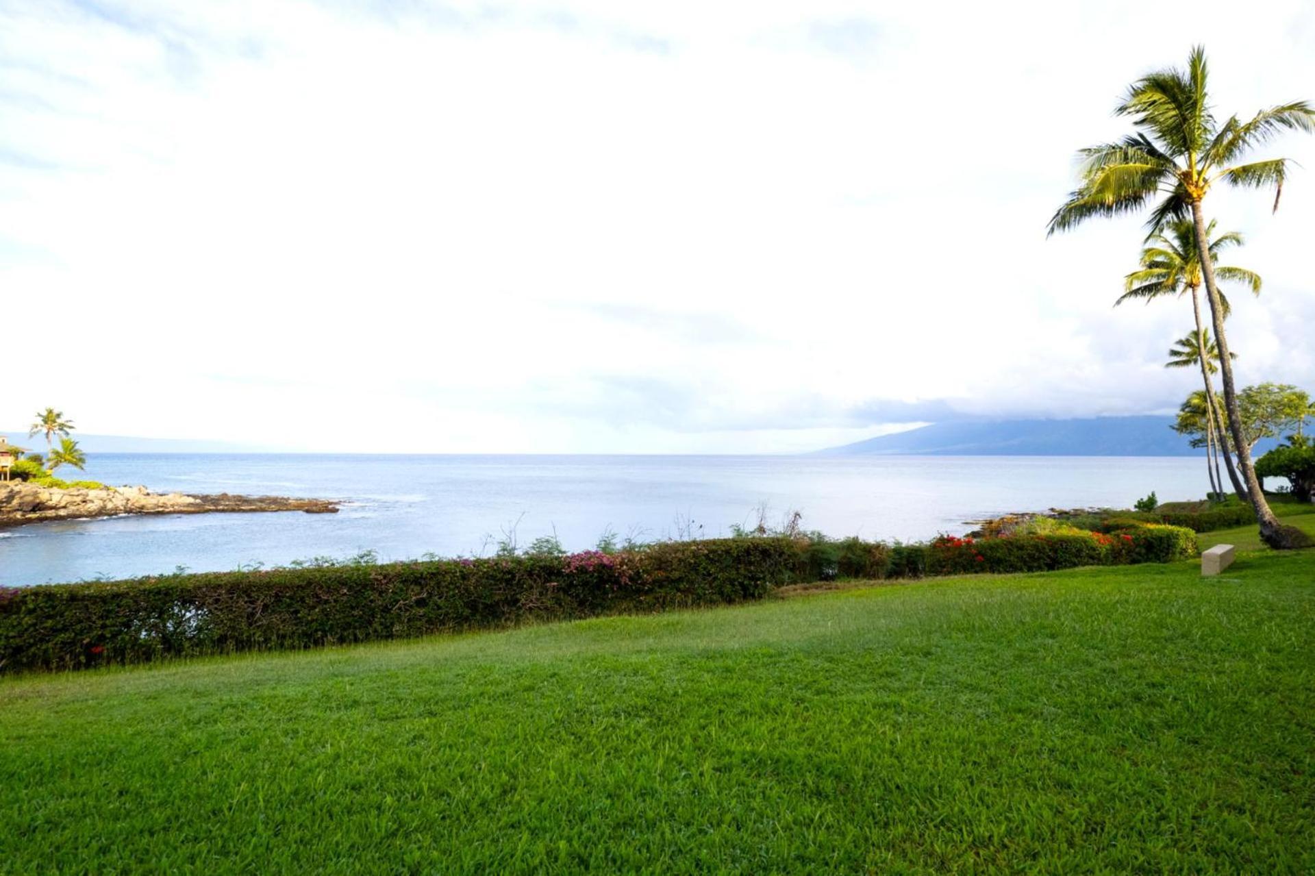 Kbm Resorts Free Car Napili Point Nap-C18 Ocean Front Spacious Villa Капалуа Екстериор снимка