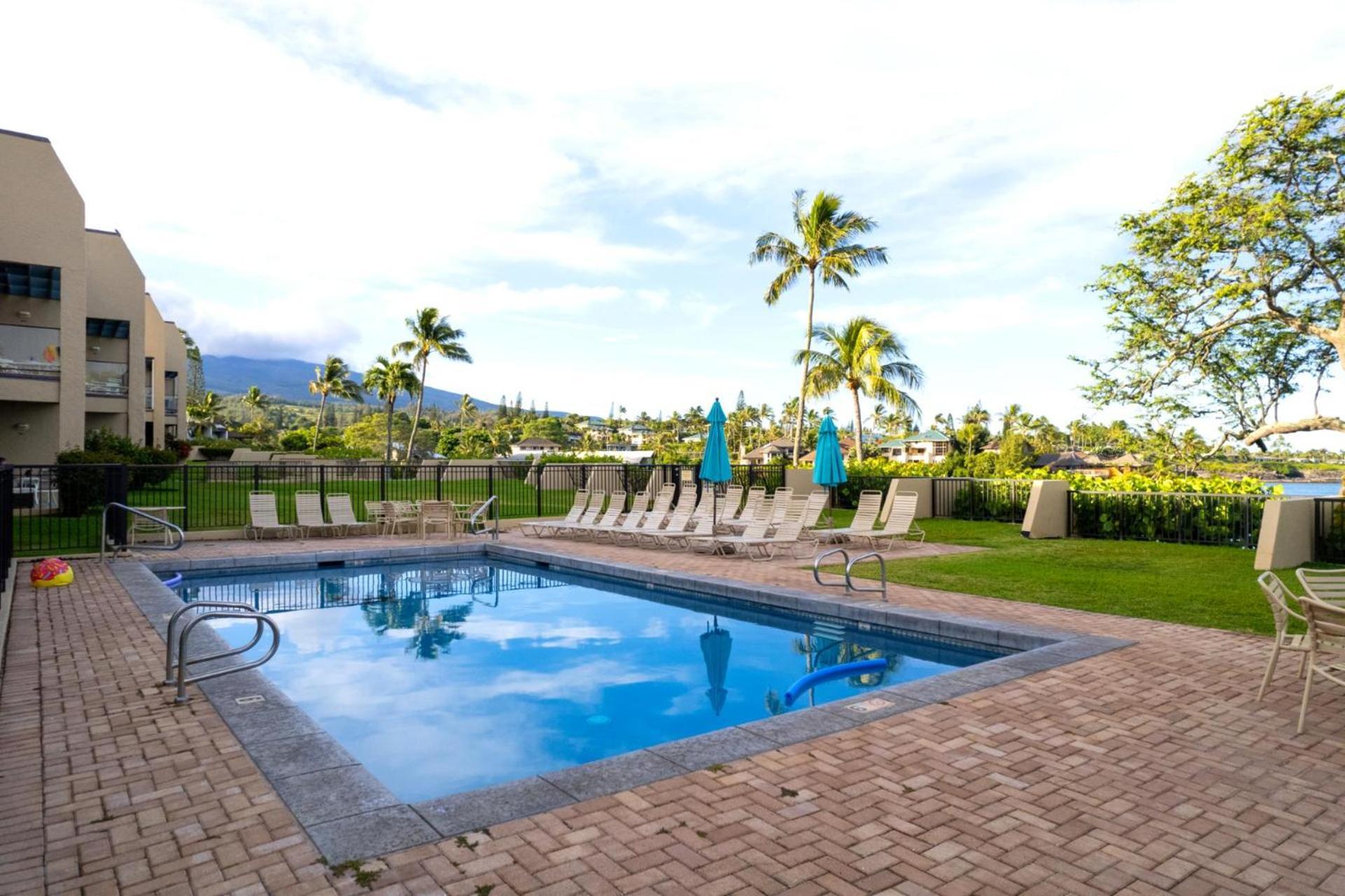 Kbm Resorts Free Car Napili Point Nap-C18 Ocean Front Spacious Villa Капалуа Екстериор снимка