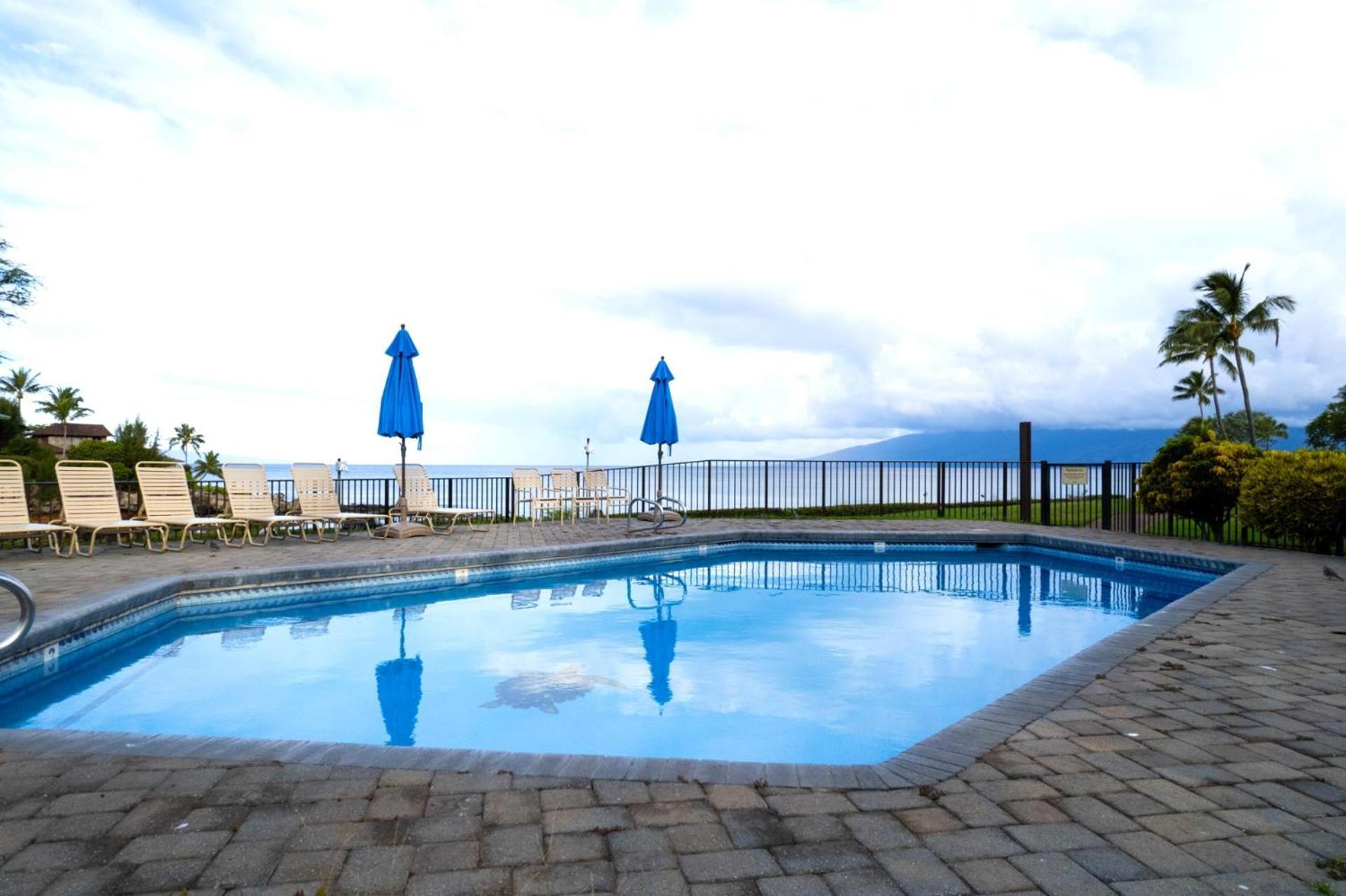 Kbm Resorts Free Car Napili Point Nap-C18 Ocean Front Spacious Villa Капалуа Екстериор снимка